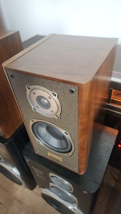 Kolumny onkyo D500 Liverpool