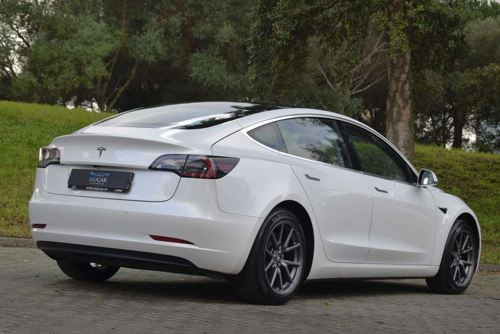 Desde 272€ Mês # 2020/09 # Tesla Model 3 Standard Range Plus RWD 283cv