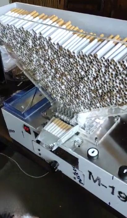 Автоматический станок для набивки табака