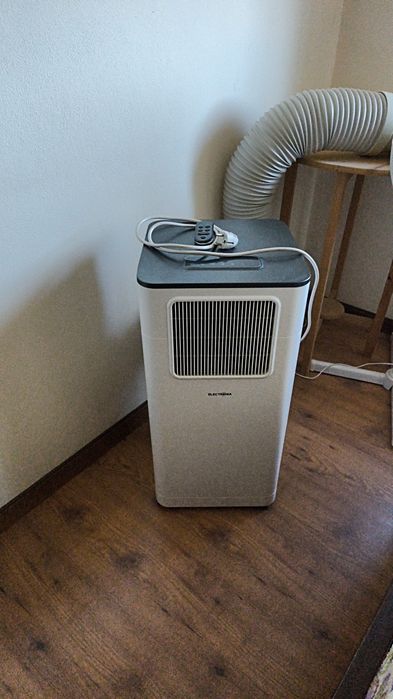 Vendo Ar condicionado portátil, Ventoinha e uma Torre