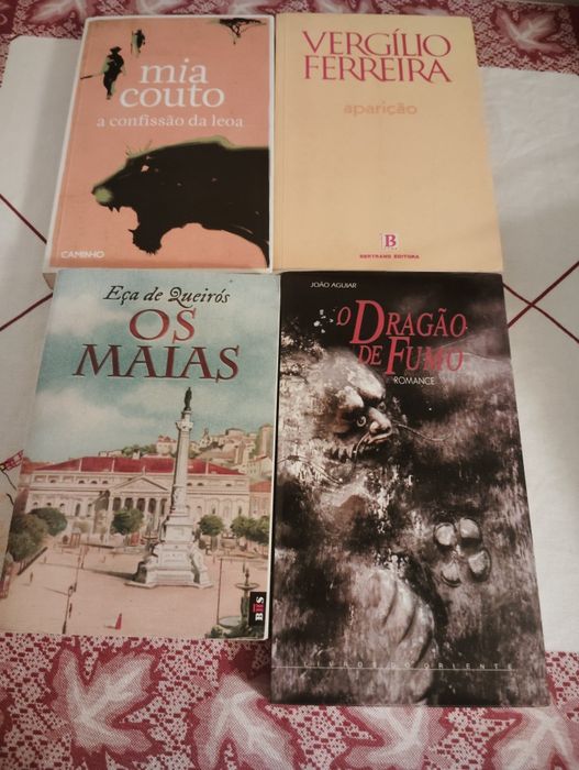 Livros de Romance de Vários Escritores Usados