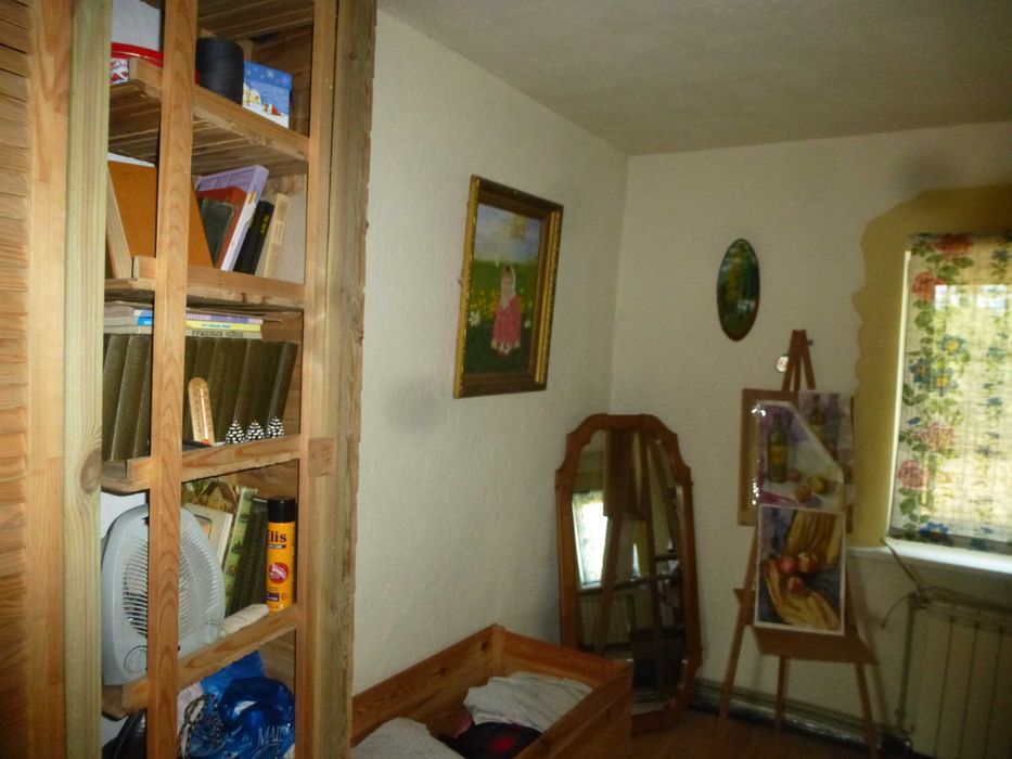 Продам небольшой уютный дом с озером в с. Чемужовка