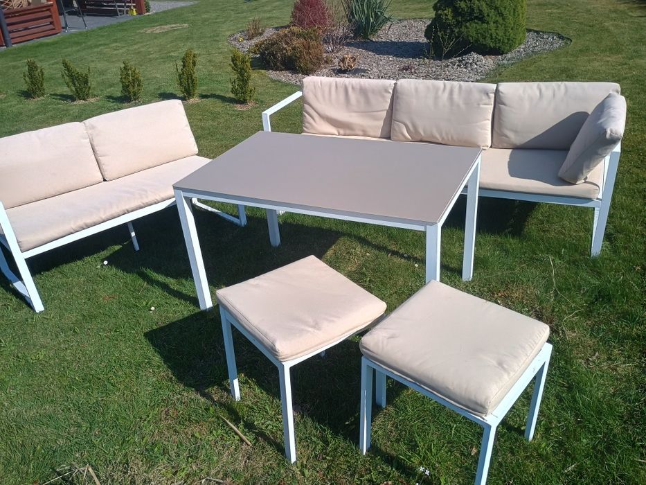 Zestaw mebli ogrodowych