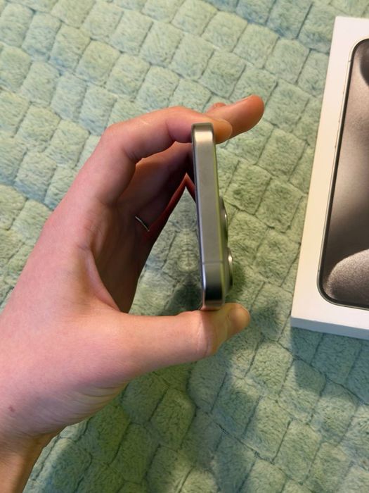 np. iPhone 15 Pro 256GB