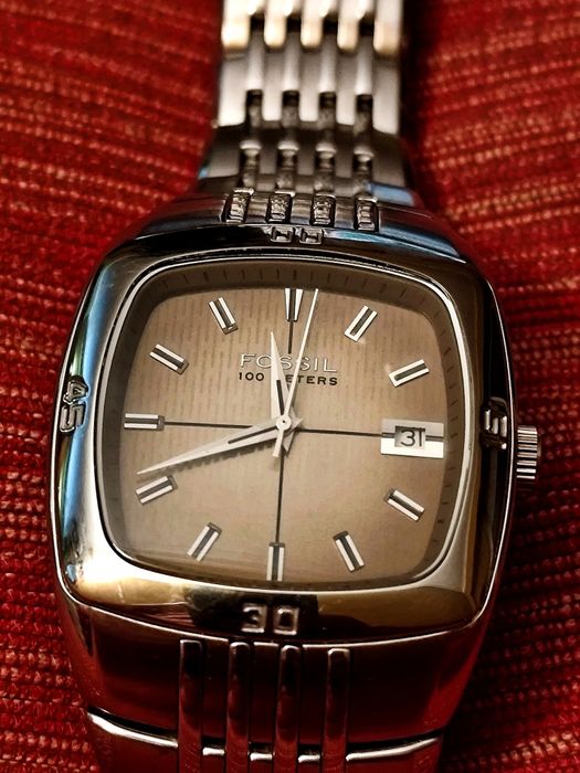Relógio Fossil,entrego em mão Lisboa ou envio pelo correio