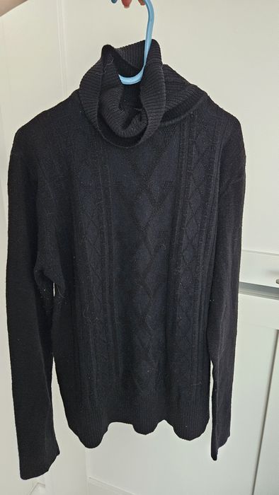 Sweter czarny. Używane