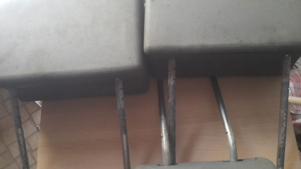 3 encostos de cabeça- Jeep Wrangler JK 2008