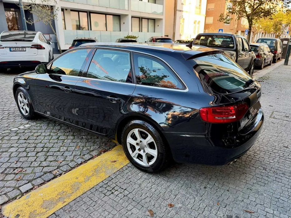 AUDI A4 AVNT 2.0 TDI