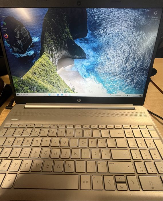 Portatil HP 15s-eq0012np