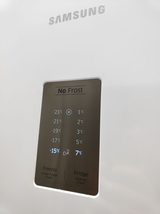 Frigorífico Combinado SAMSUNG RB33J3515WW