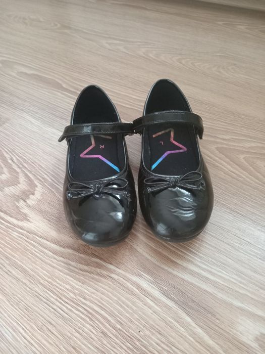 Туфлі на дівчинку