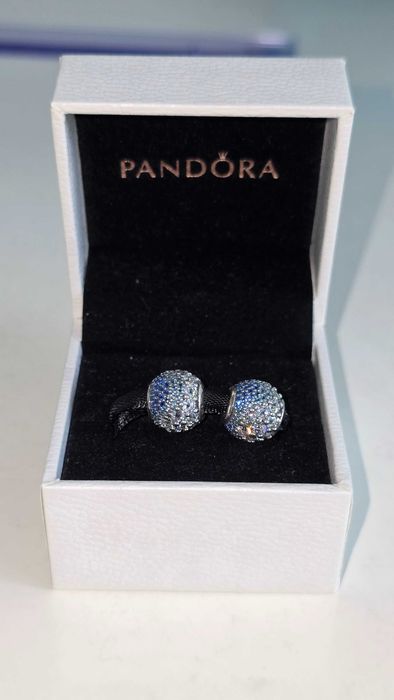 Pandora - nowy oryginalny charms Niebieski Czar Pave