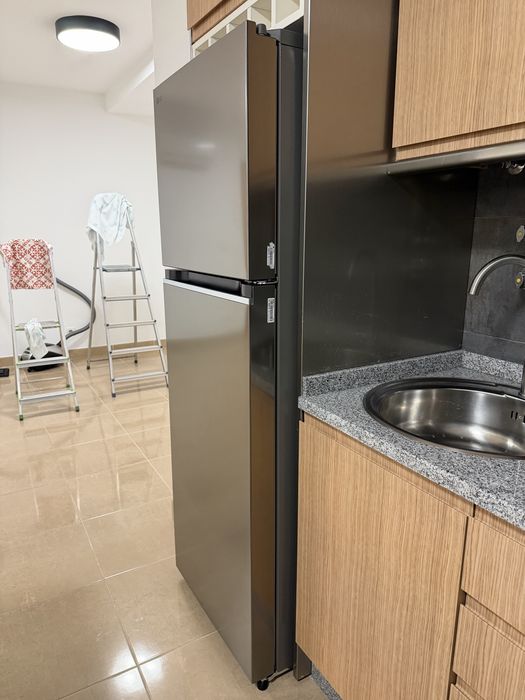 Frigorífico LG NOVO (sem embalagem)