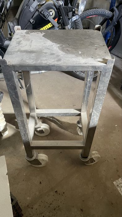 Bancada inox com rodas