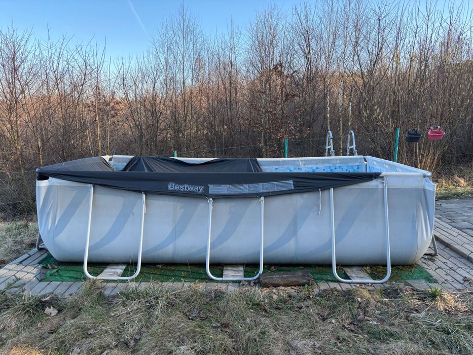 Zarezerwowane - Oddam basen ogrodowy z akcesoriami