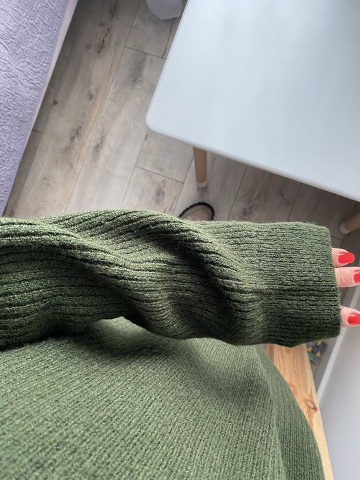 Тепле плаття  зимове зелене