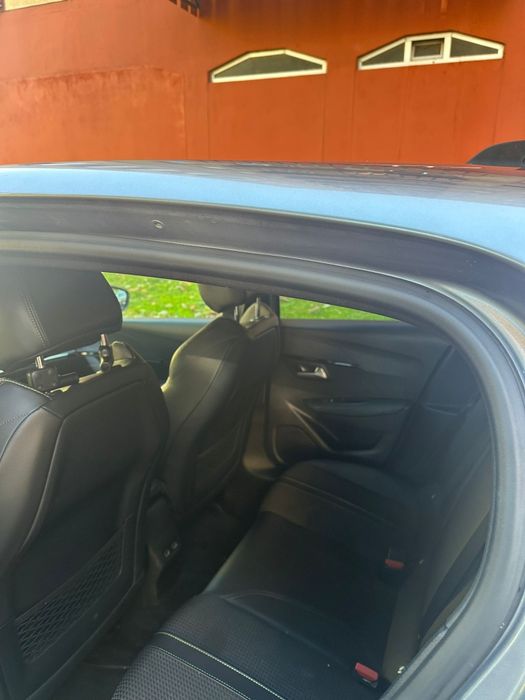 Alugo peugeout para Tvde