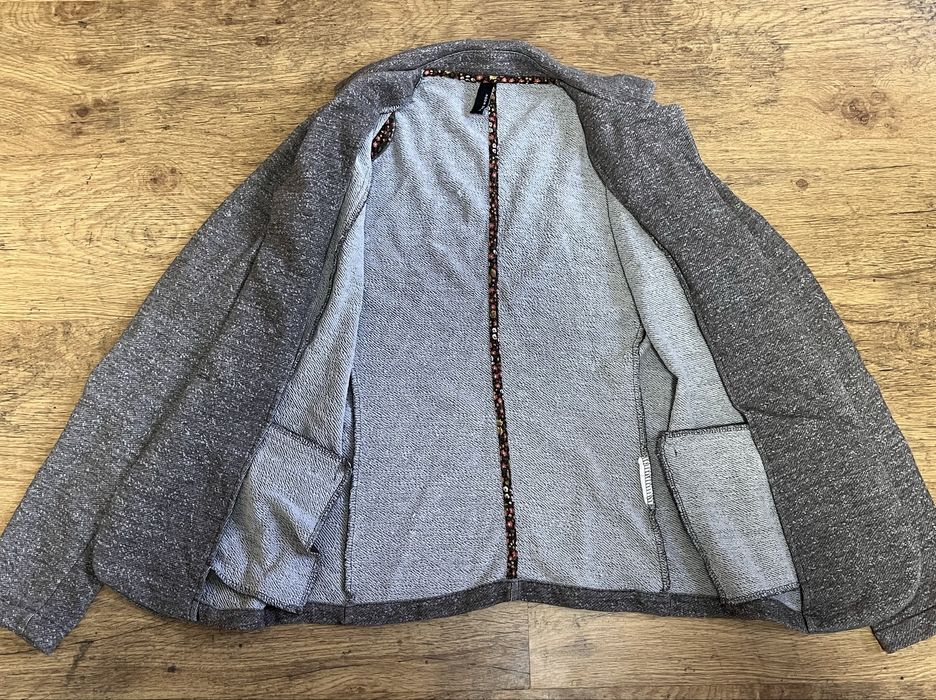 Безкоштовно жіночий одяг сукня піджак світшот кофта