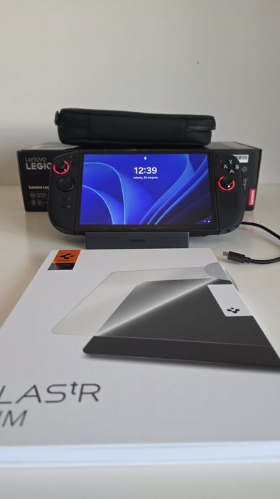 Lenovo Legion go 2 z2 extreme + stacja dokująca + klawiatura