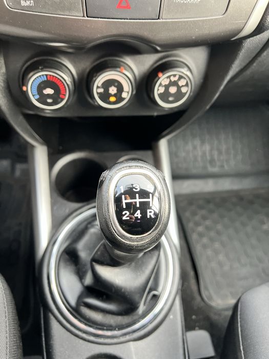 Продам Mitsubishi ASX 2013