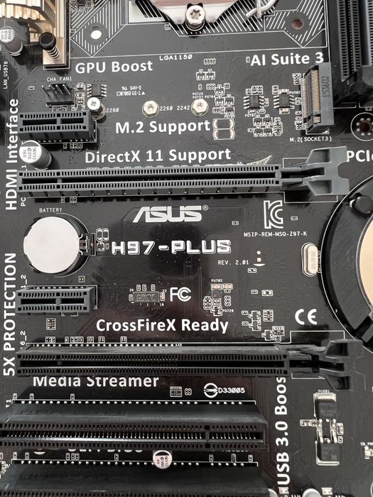 Материнська плата Asus H97-PLUS
