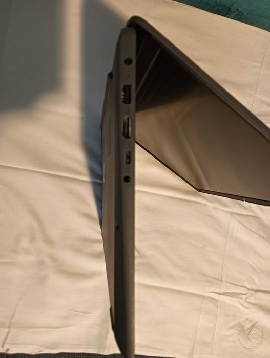 Lenovo Ideapad 3 / Ryzen 5/ Ram 20Gb / SSD 512 GB stan bd