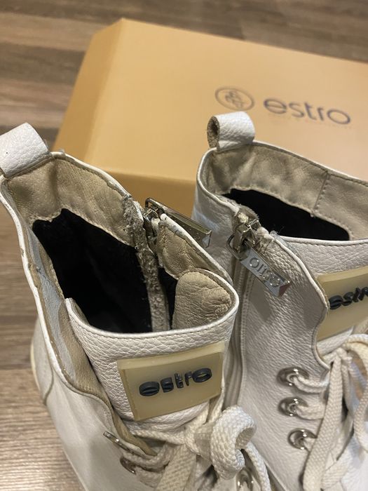 Черевики estro