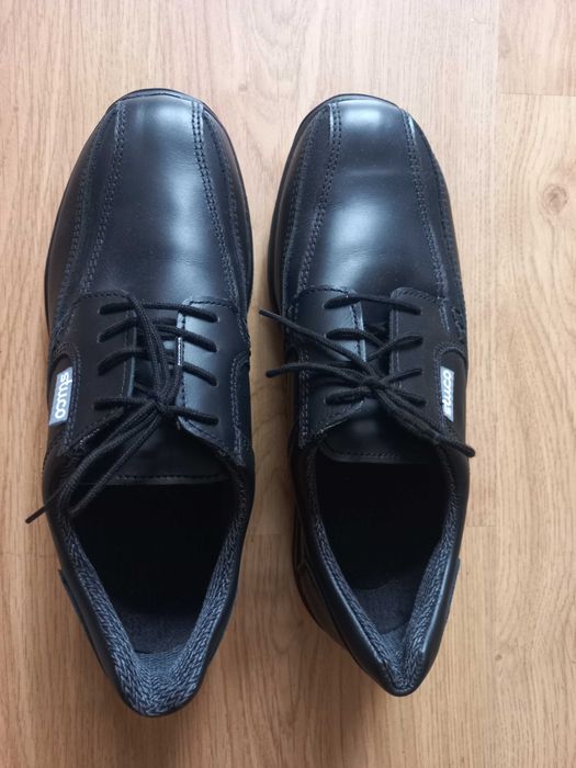 Мужские новые кожаные туфли stuco 41 p.