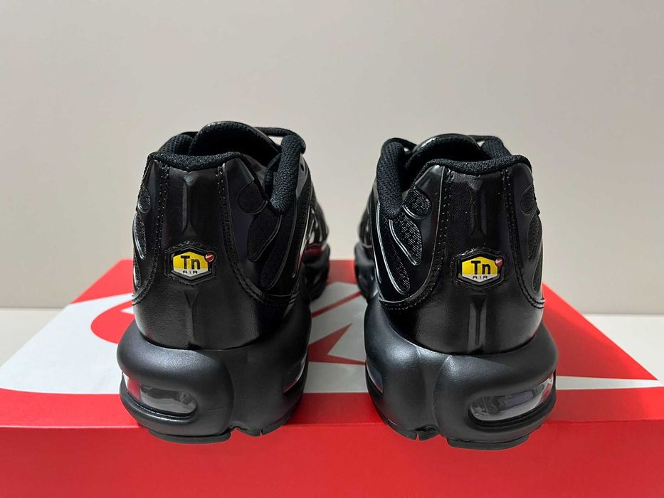 Air Max TN Plus Black R.45
