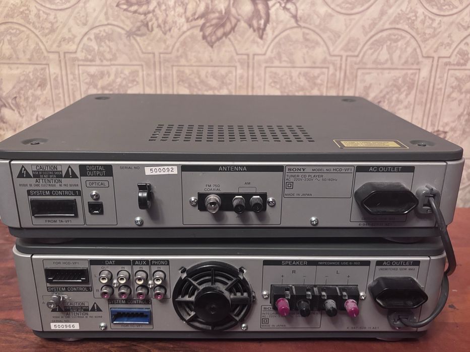 Стереоусилитель Sony TA-VF1 и тюнер Sony HCD-VF1