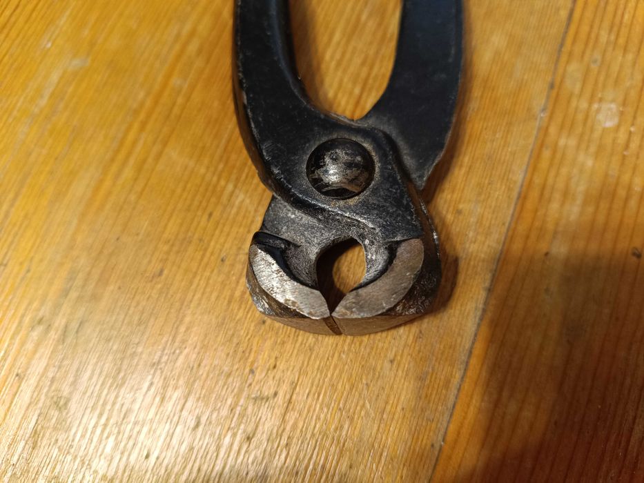 Stare szczypce obcęgi