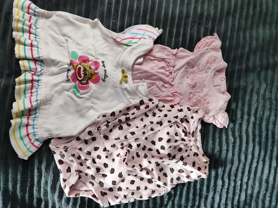 Продається дитячий одяг