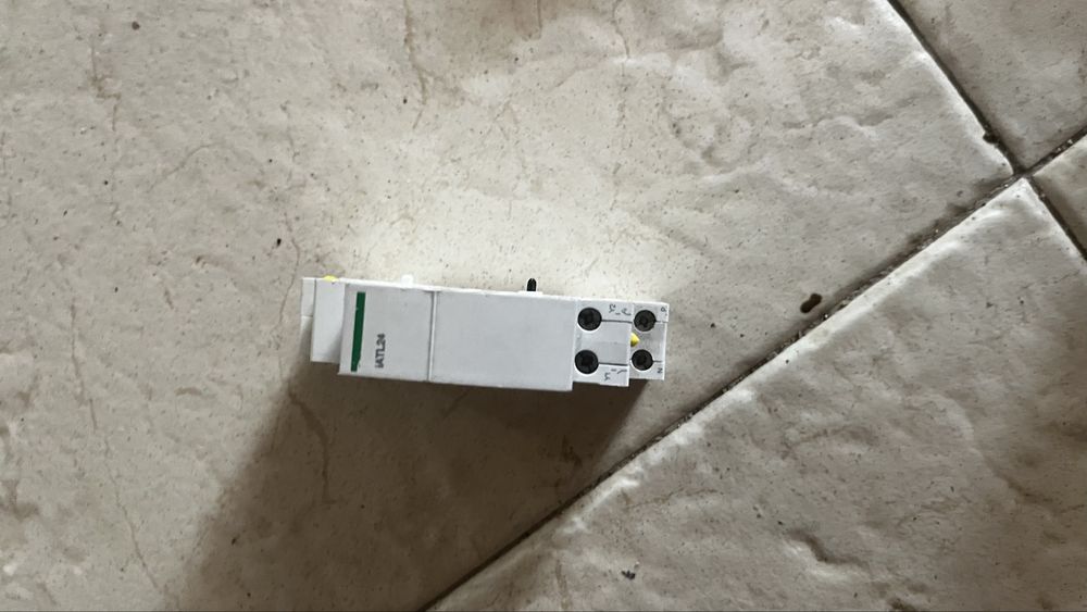 Schneider Acti 9 iATL24