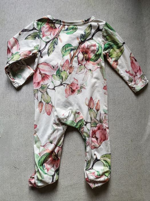 Śliczny pajacyk niemowlęcy r. 68