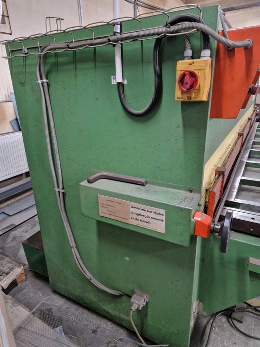Gilotyna HACO TS 306 - 3050 mm x 6mm, stan techniczny bardzo dobry