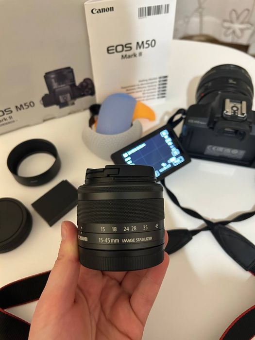 Продам Canon EOS M50 Mark II
