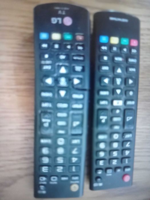 Tanio telewizor LG 32 całe dwa piloty