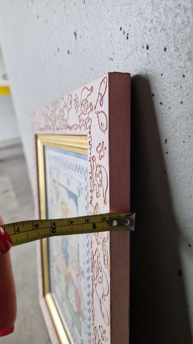 Quadro de criança, moldura em madeira