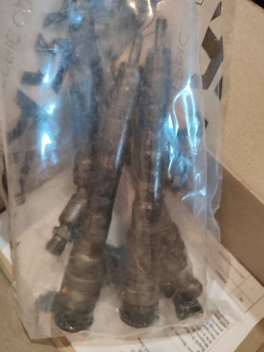 Продам форсунки Bosch 0445110414