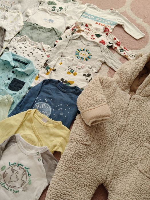 Sprzedam ubranka dla chłopca r.68/50szt