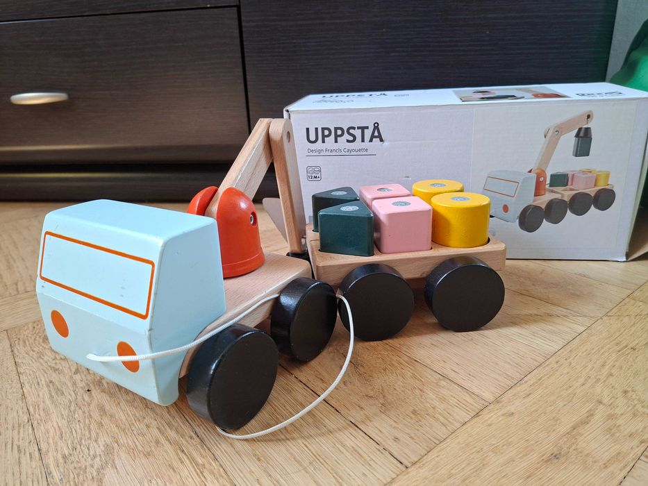 Drewniany dźwig z klockami IKEA