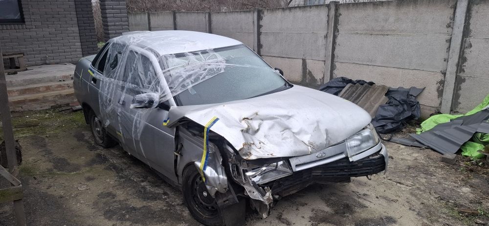 Автомобіль Ваз 2110