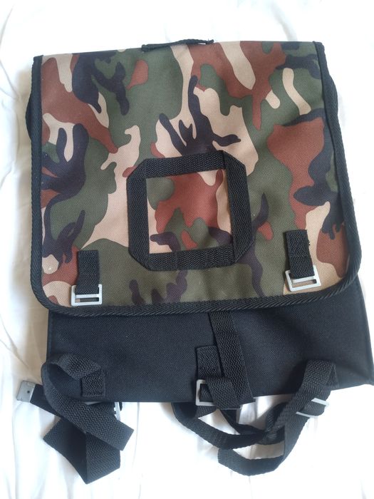 Plecak kostka czarny moro