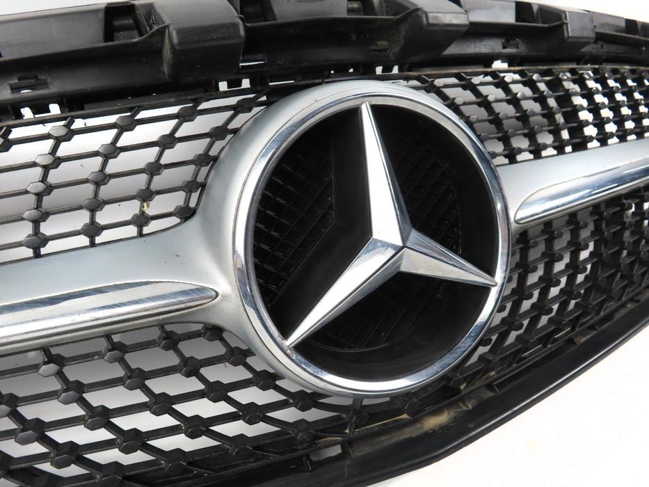 Grelha Frontal Mercedes-Benz Cla Shooting Brake Ref: A1178880600