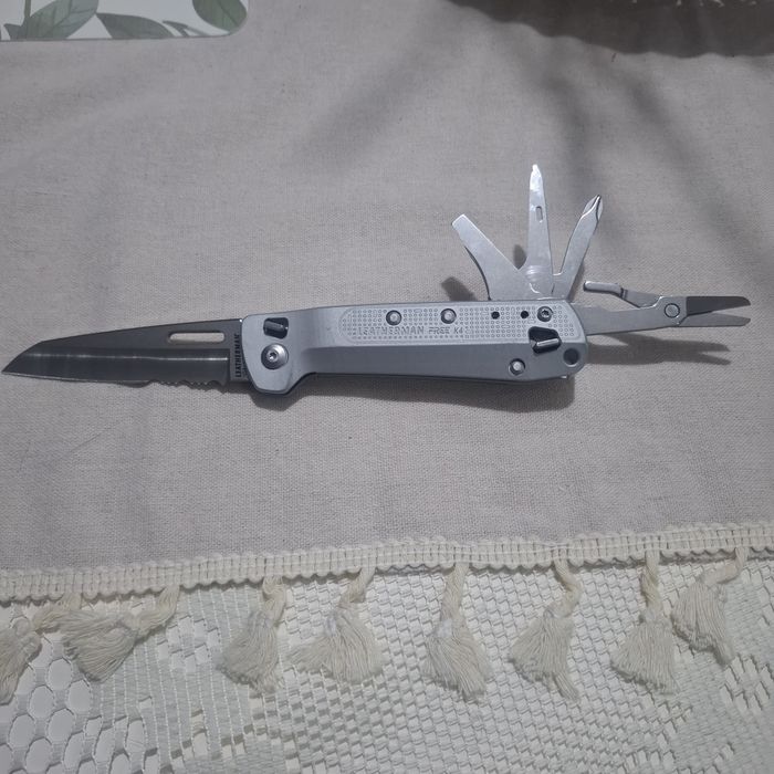 Leatherman Free K4