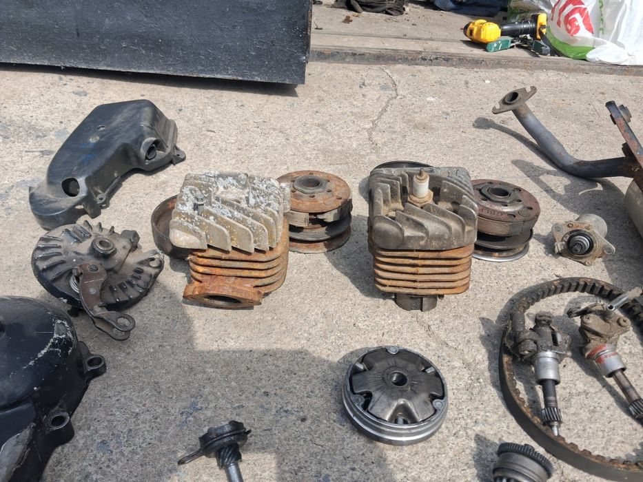 Продам запчасті на мопед діо27