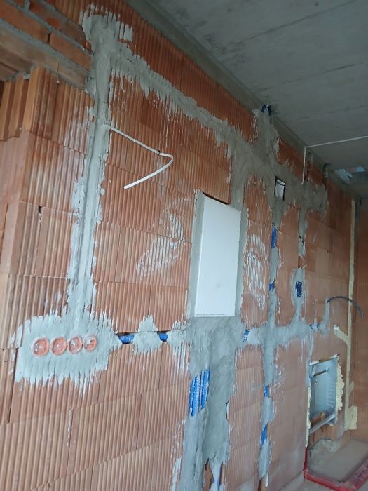 Instalacje elektryczne