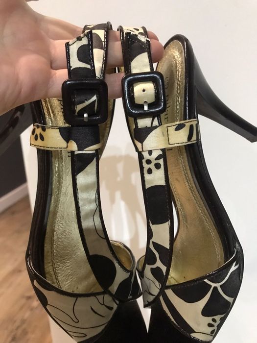 Buty na obcasie i torebka - komplet