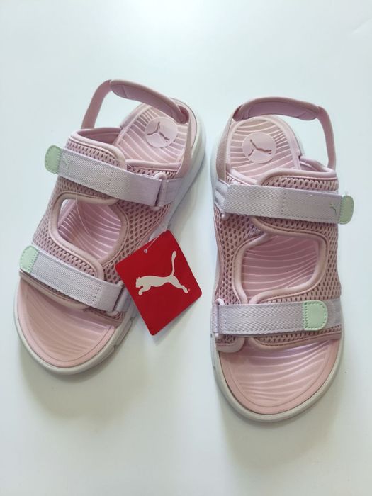 Босоніжки дитячі Puma 37
23 см
