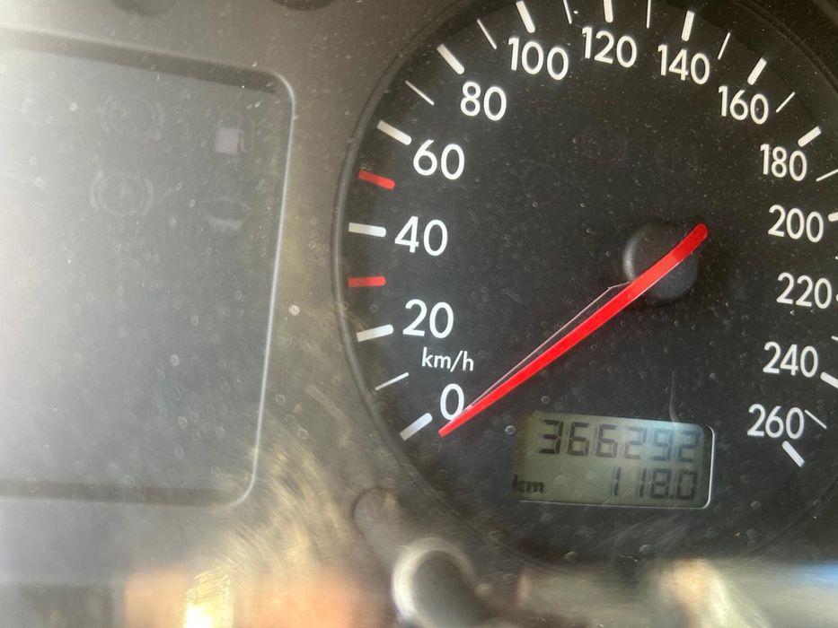 VW Golf 1.6 Gasolina - 1998 — photo 3